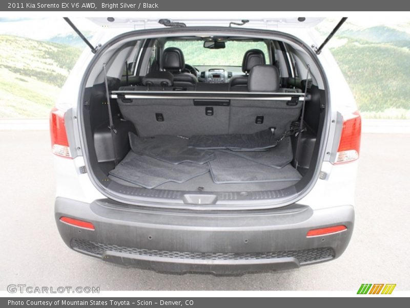 Bright Silver / Black 2011 Kia Sorento EX V6 AWD