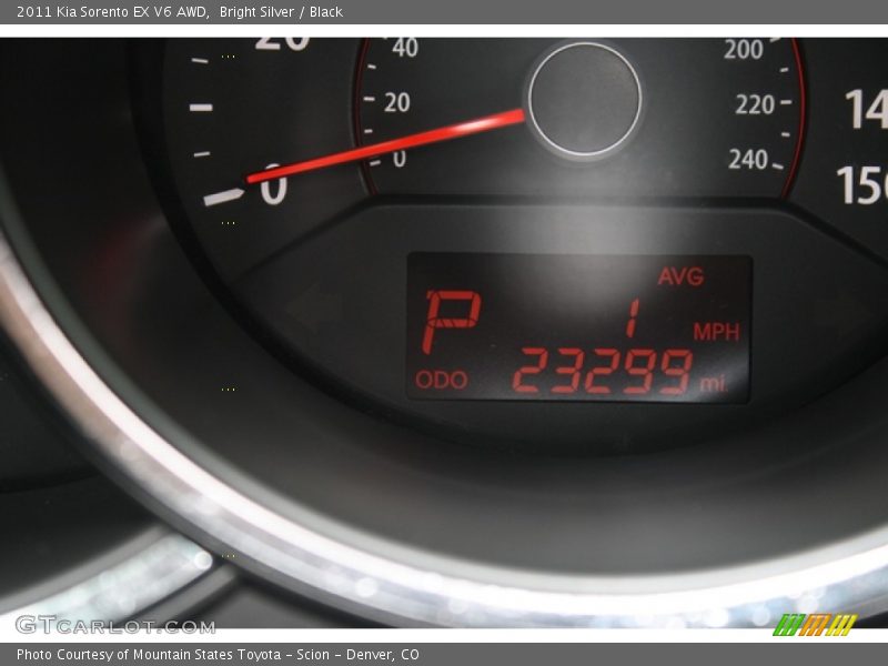 Bright Silver / Black 2011 Kia Sorento EX V6 AWD