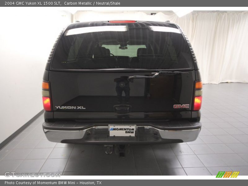 Carbon Metallic / Neutral/Shale 2004 GMC Yukon XL 1500 SLT