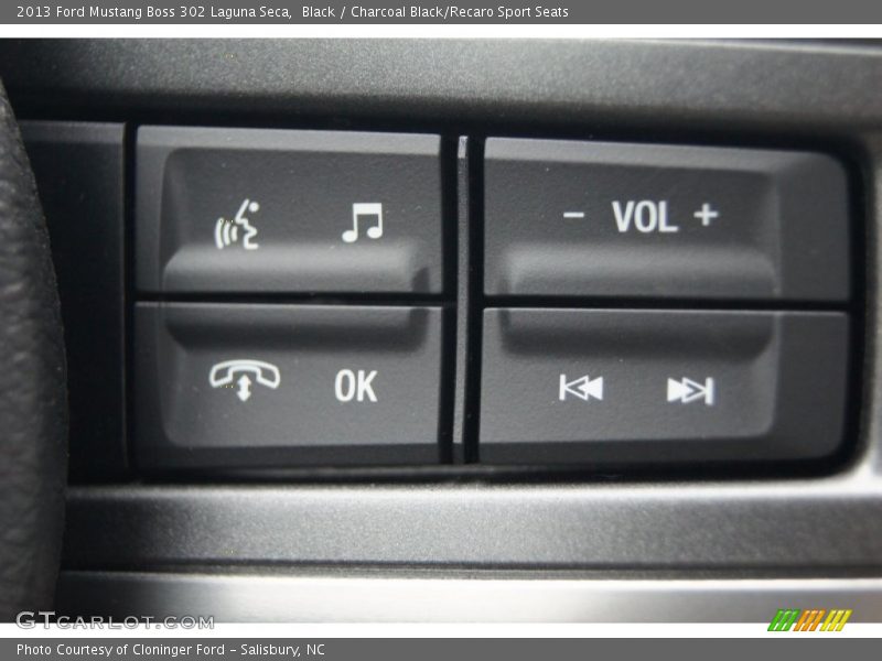 Controls of 2013 Mustang Boss 302 Laguna Seca