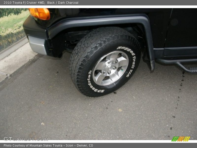 Black / Dark Charcoal 2010 Toyota FJ Cruiser 4WD