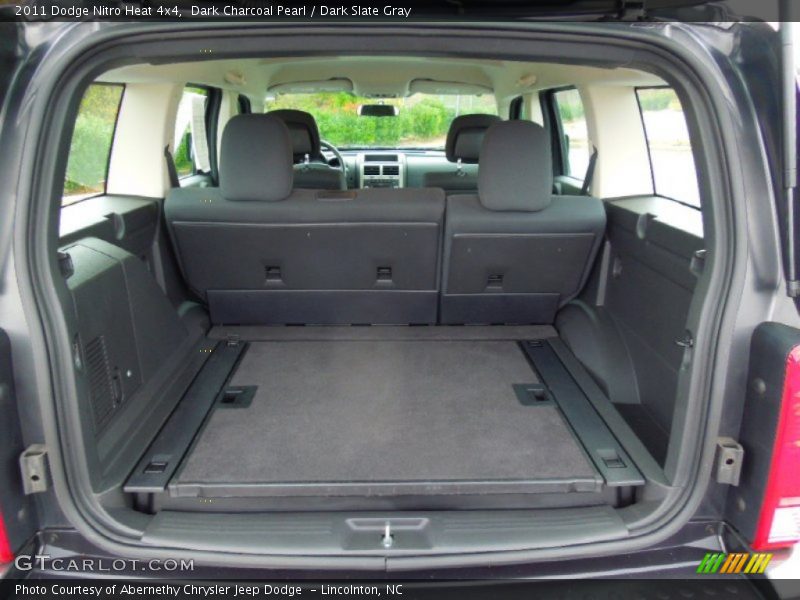  2011 Nitro Heat 4x4 Trunk