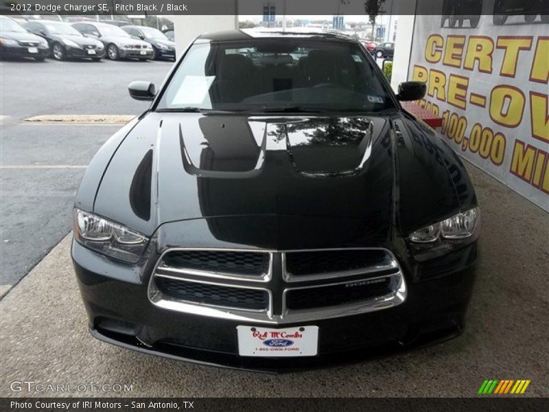 Pitch Black / Black 2012 Dodge Charger SE