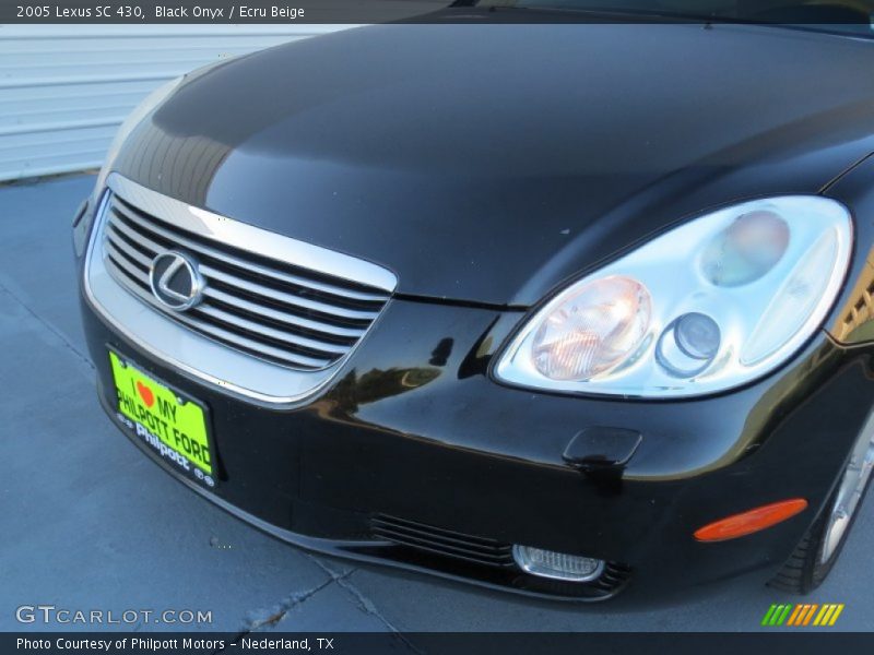 Black Onyx / Ecru Beige 2005 Lexus SC 430