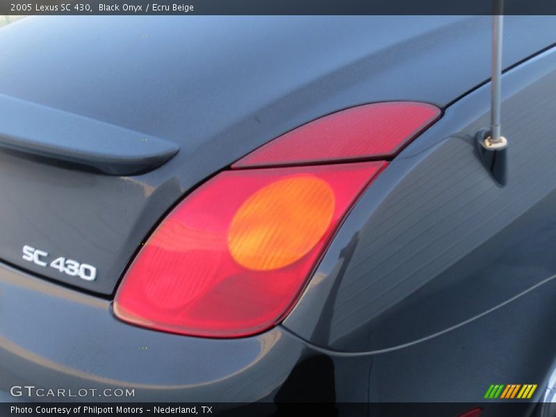 Black Onyx / Ecru Beige 2005 Lexus SC 430