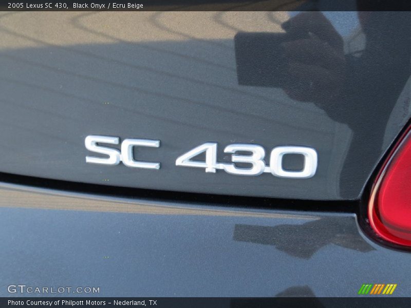 Black Onyx / Ecru Beige 2005 Lexus SC 430