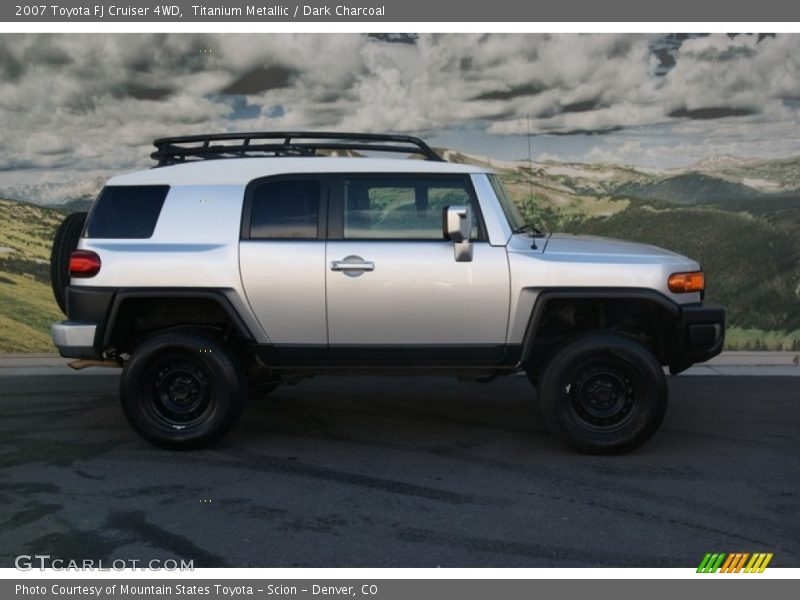 Titanium Metallic / Dark Charcoal 2007 Toyota FJ Cruiser 4WD