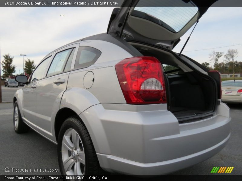 Bright Silver Metallic / Dark Slate Gray 2010 Dodge Caliber SXT