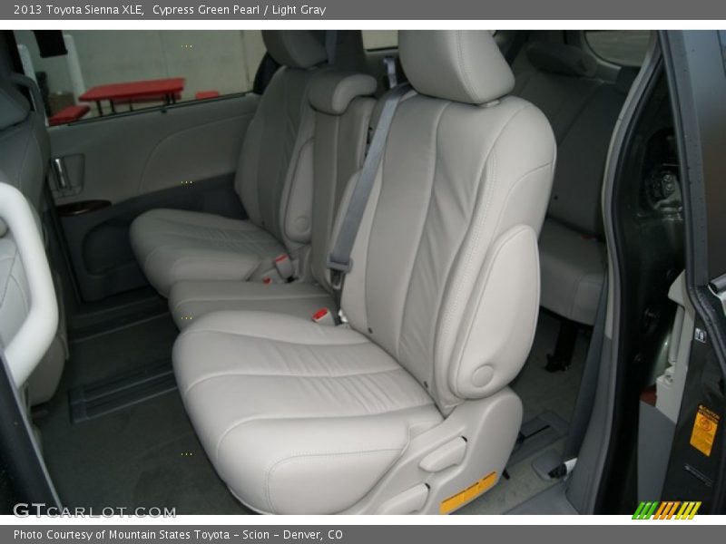 Cypress Green Pearl / Light Gray 2013 Toyota Sienna XLE