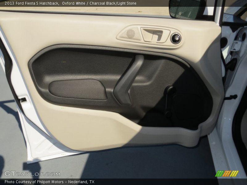 Oxford White / Charcoal Black/Light Stone 2013 Ford Fiesta S Hatchback