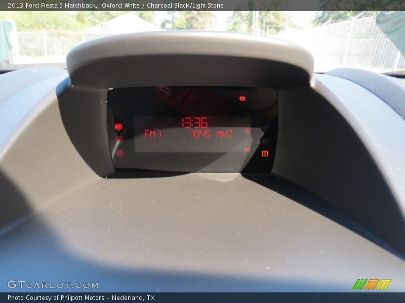 Oxford White / Charcoal Black/Light Stone 2013 Ford Fiesta S Hatchback