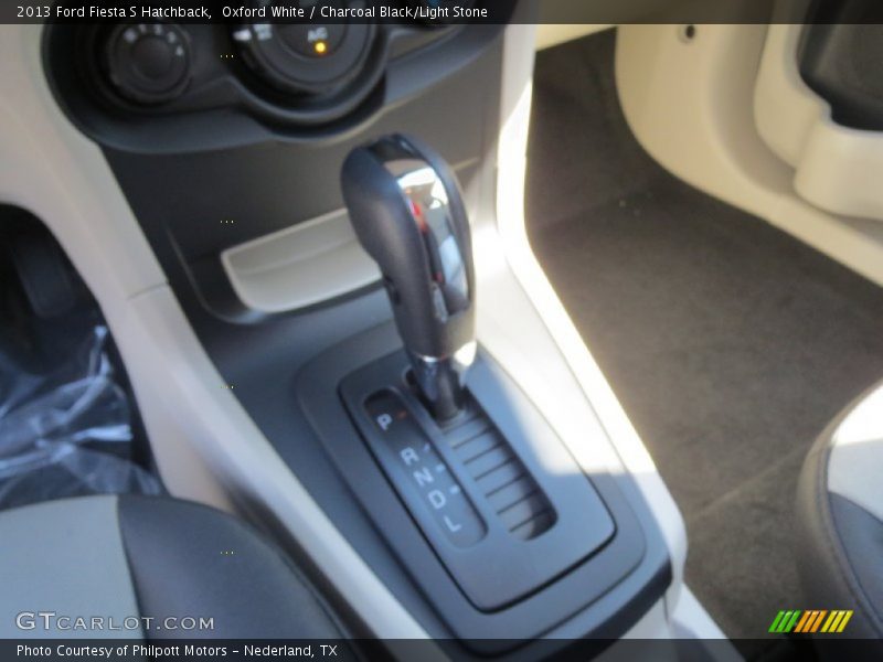 Oxford White / Charcoal Black/Light Stone 2013 Ford Fiesta S Hatchback