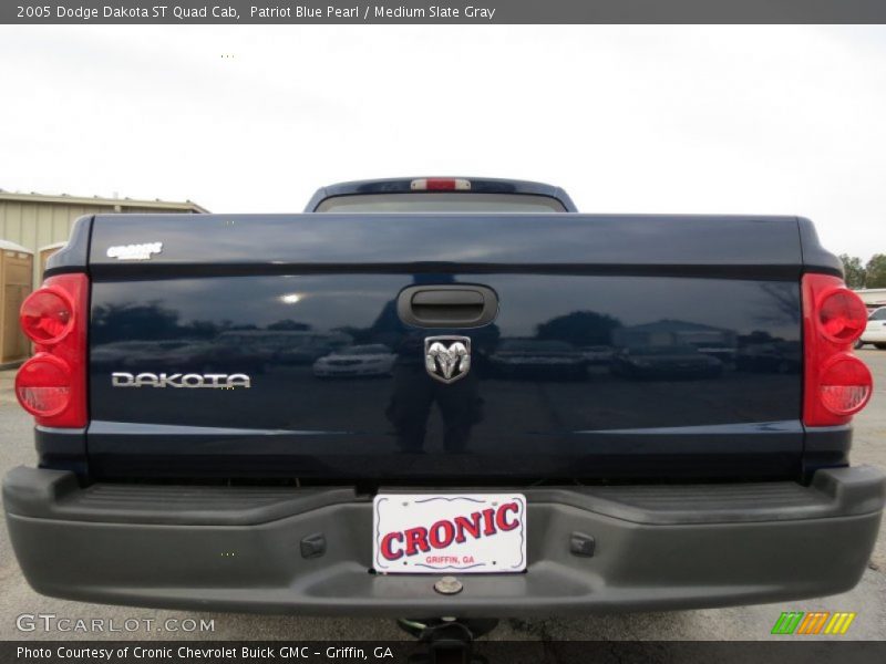 Patriot Blue Pearl / Medium Slate Gray 2005 Dodge Dakota ST Quad Cab