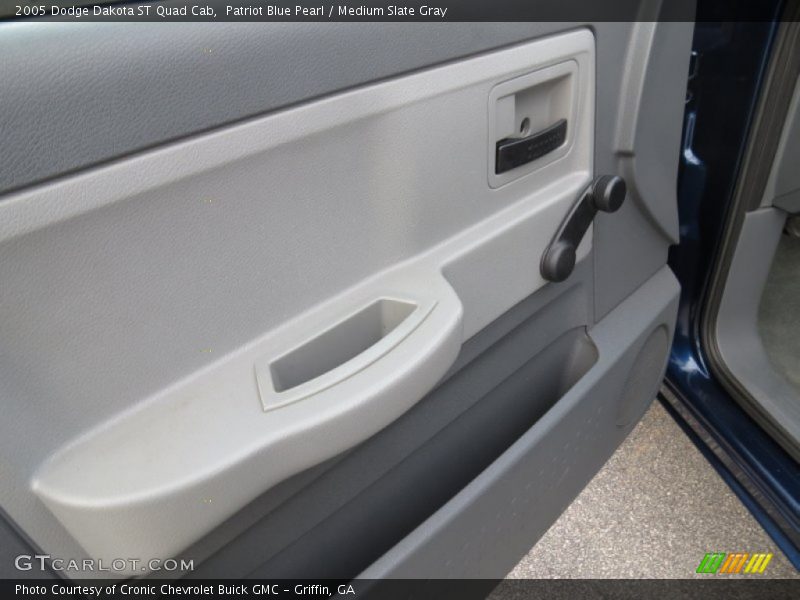 Patriot Blue Pearl / Medium Slate Gray 2005 Dodge Dakota ST Quad Cab