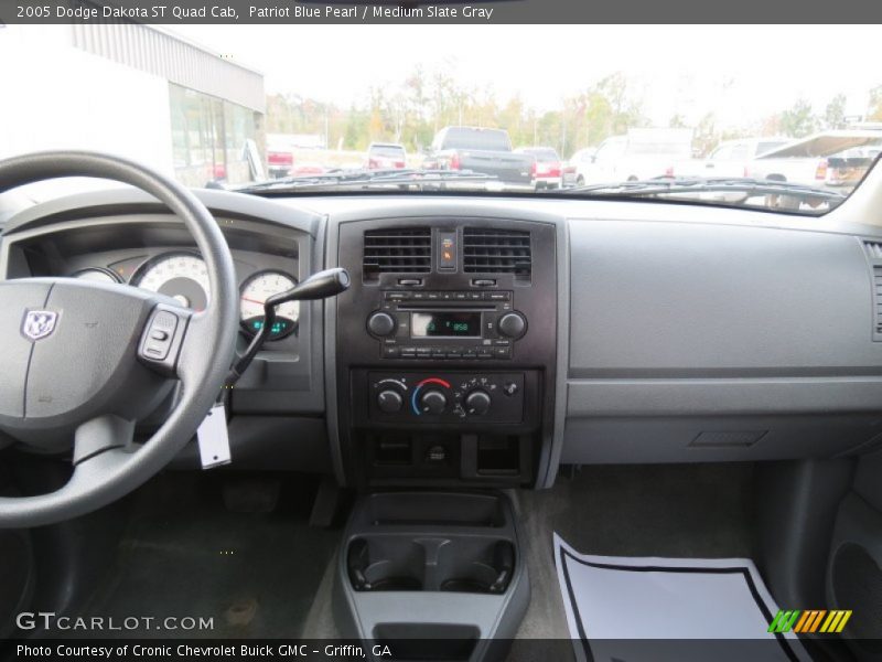 Patriot Blue Pearl / Medium Slate Gray 2005 Dodge Dakota ST Quad Cab