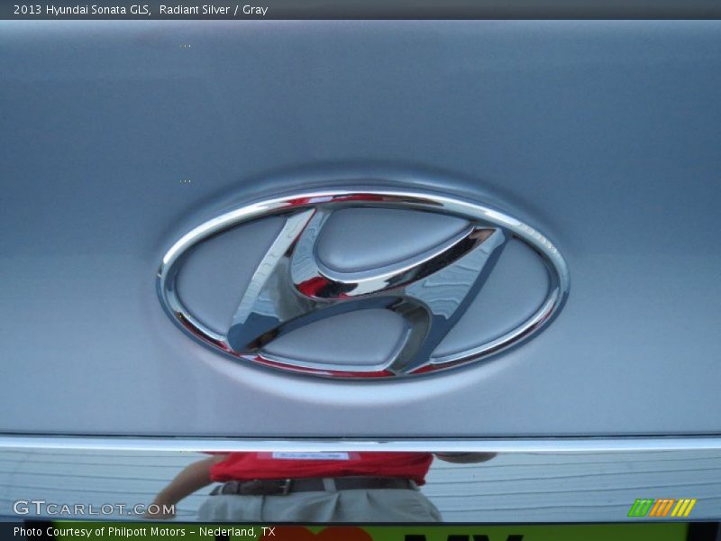 Radiant Silver / Gray 2013 Hyundai Sonata GLS