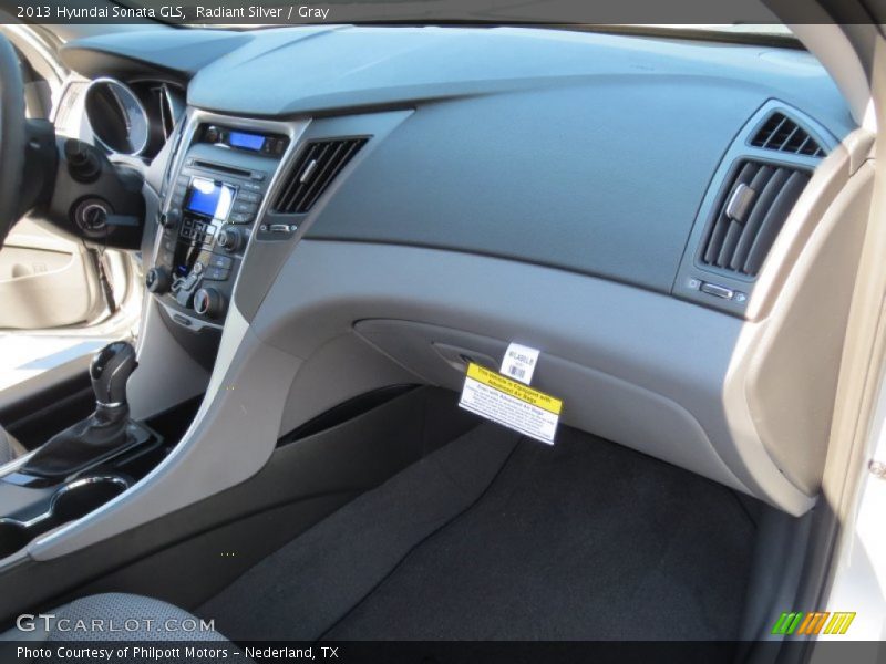 Radiant Silver / Gray 2013 Hyundai Sonata GLS