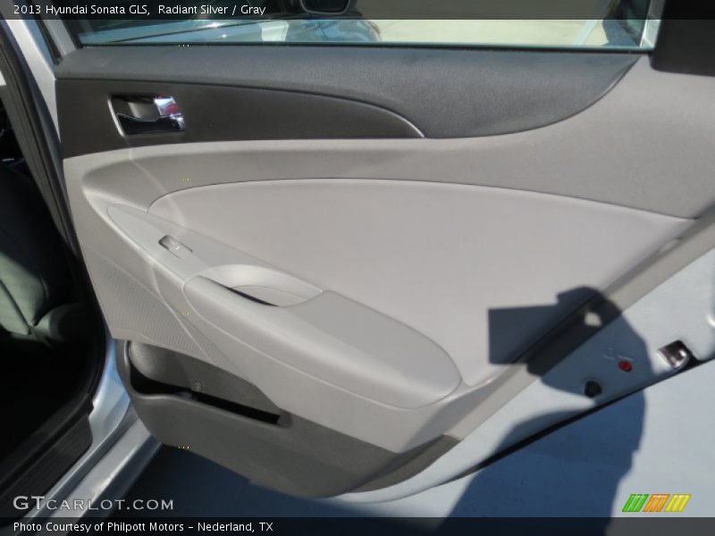 Radiant Silver / Gray 2013 Hyundai Sonata GLS