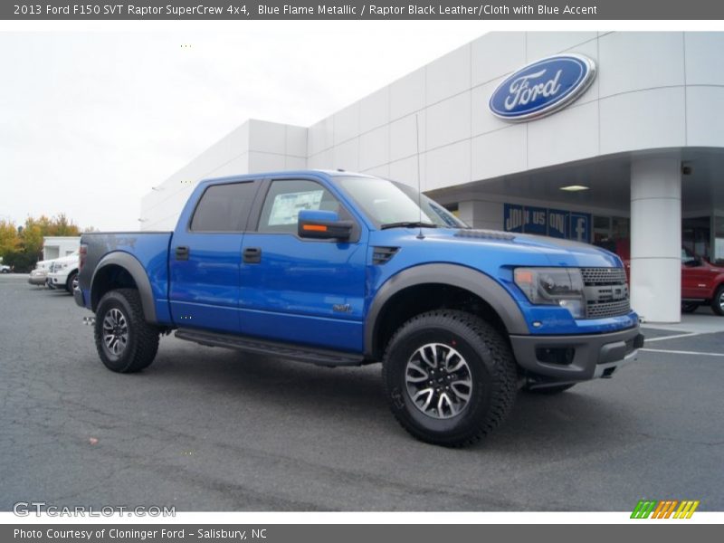 Front 3/4 View of 2013 F150 SVT Raptor SuperCrew 4x4