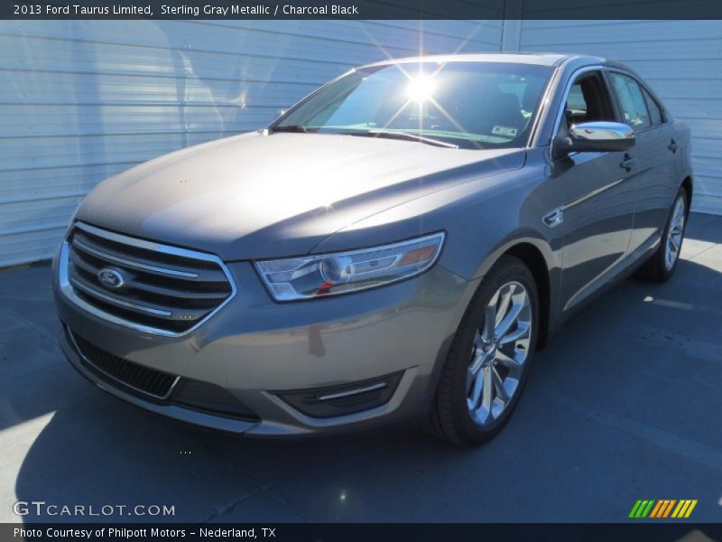 Sterling Gray Metallic / Charcoal Black 2013 Ford Taurus Limited