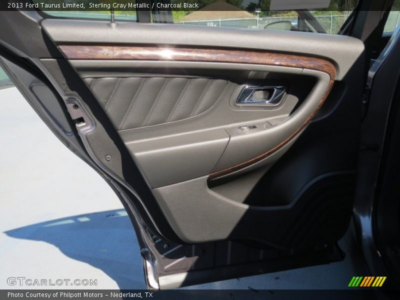 Sterling Gray Metallic / Charcoal Black 2013 Ford Taurus Limited