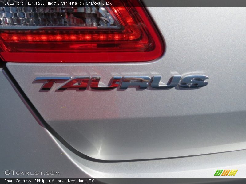 Ingot Silver Metallic / Charcoal Black 2013 Ford Taurus SEL