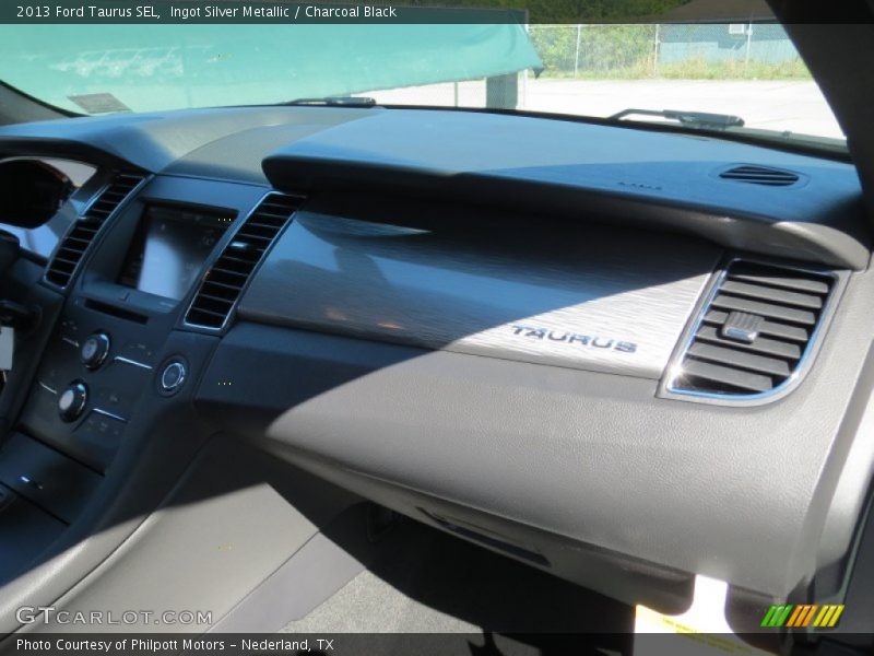 Ingot Silver Metallic / Charcoal Black 2013 Ford Taurus SEL