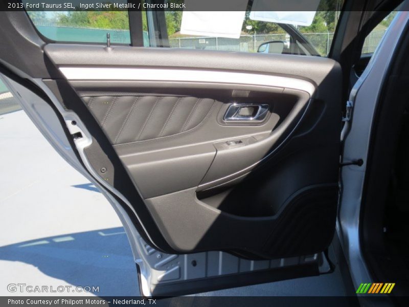 Ingot Silver Metallic / Charcoal Black 2013 Ford Taurus SEL