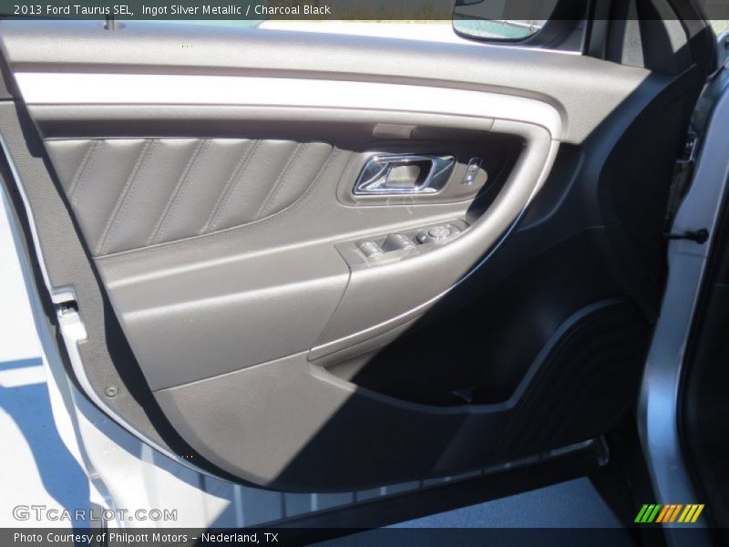 Ingot Silver Metallic / Charcoal Black 2013 Ford Taurus SEL