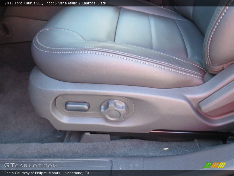 Ingot Silver Metallic / Charcoal Black 2013 Ford Taurus SEL