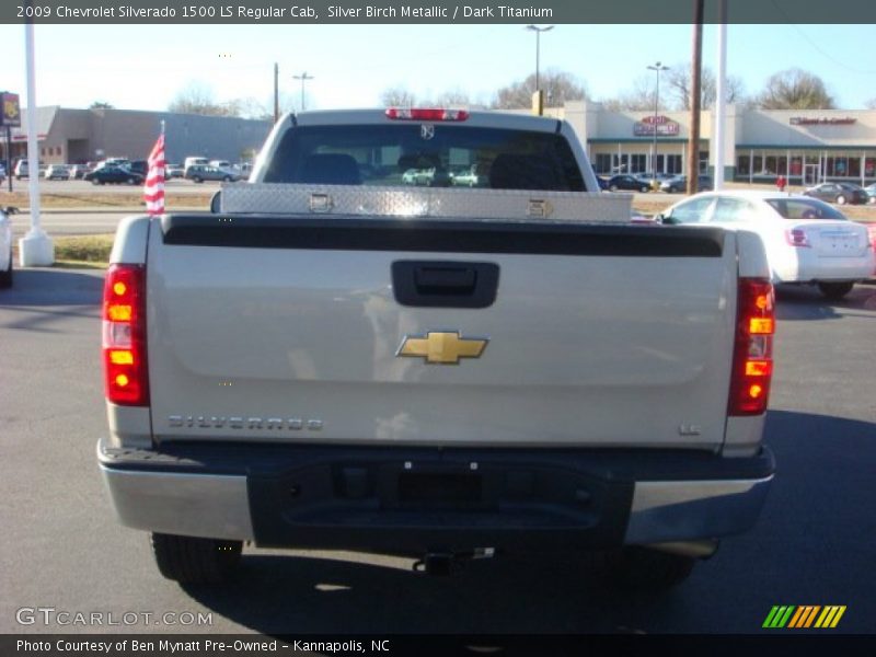 Silver Birch Metallic / Dark Titanium 2009 Chevrolet Silverado 1500 LS Regular Cab