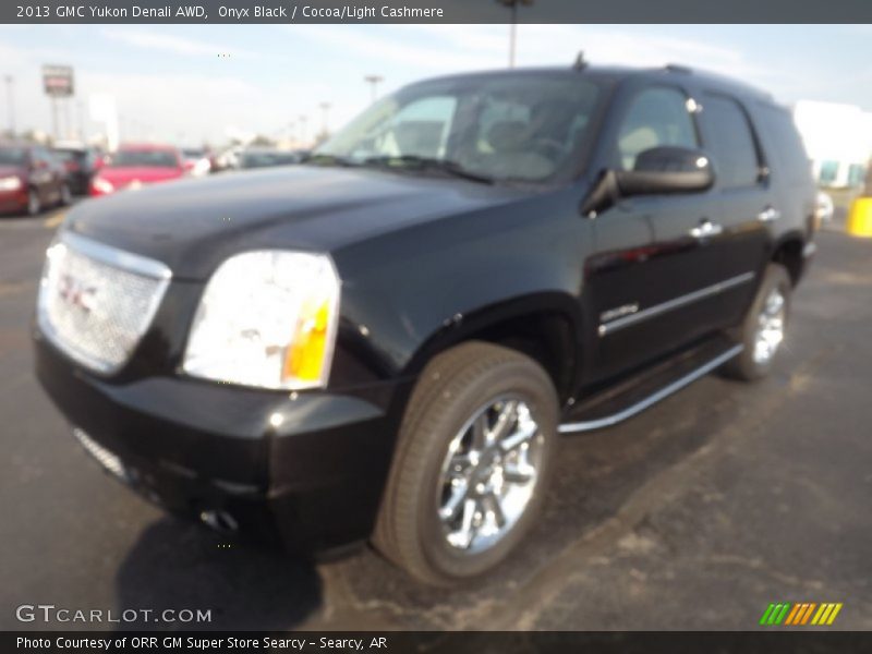 Onyx Black / Cocoa/Light Cashmere 2013 GMC Yukon Denali AWD
