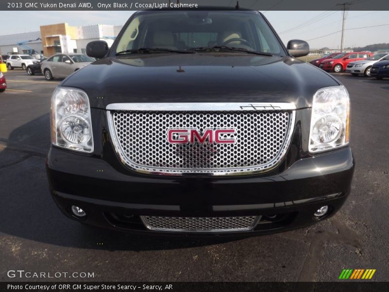 Onyx Black / Cocoa/Light Cashmere 2013 GMC Yukon Denali AWD