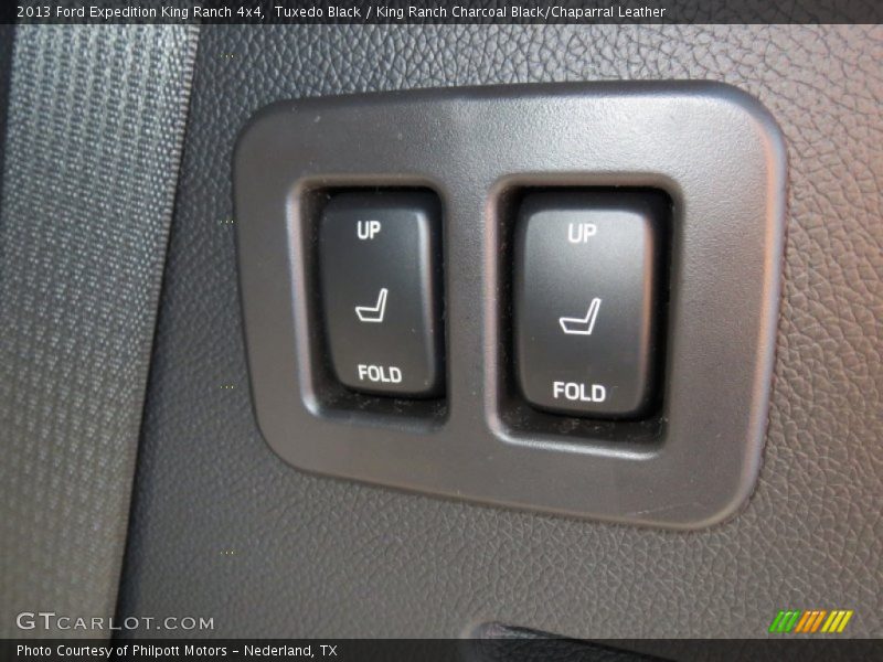 Controls of 2013 Expedition King Ranch 4x4