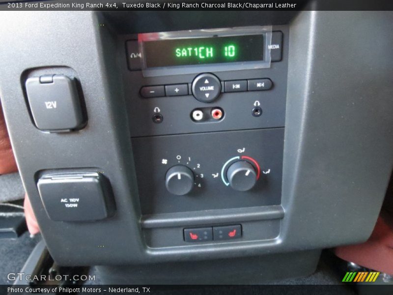 Controls of 2013 Expedition King Ranch 4x4