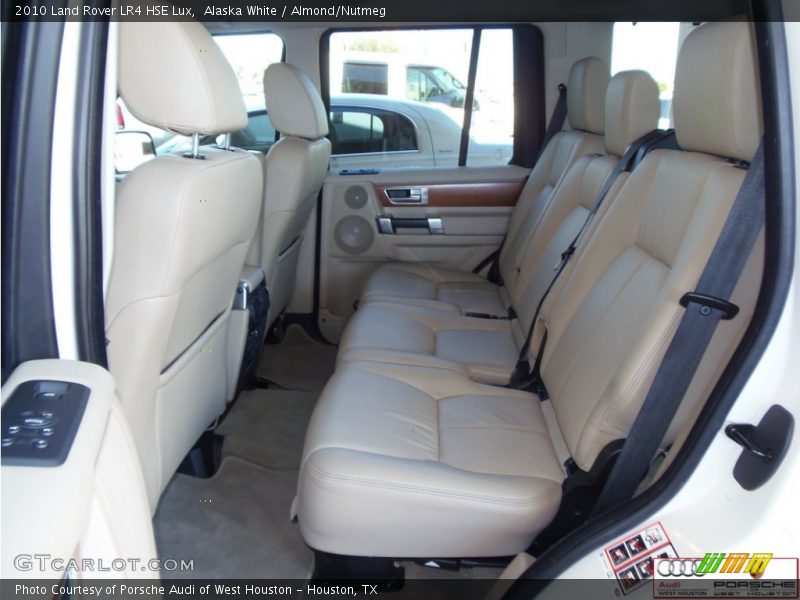 Alaska White / Almond/Nutmeg 2010 Land Rover LR4 HSE Lux