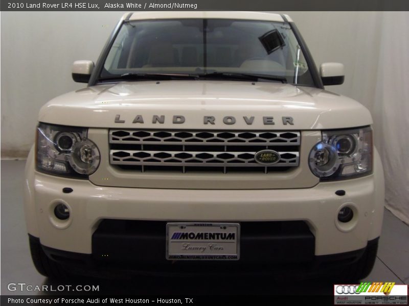 Alaska White / Almond/Nutmeg 2010 Land Rover LR4 HSE Lux