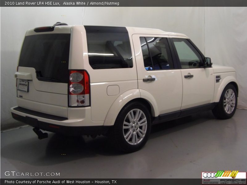 Alaska White / Almond/Nutmeg 2010 Land Rover LR4 HSE Lux