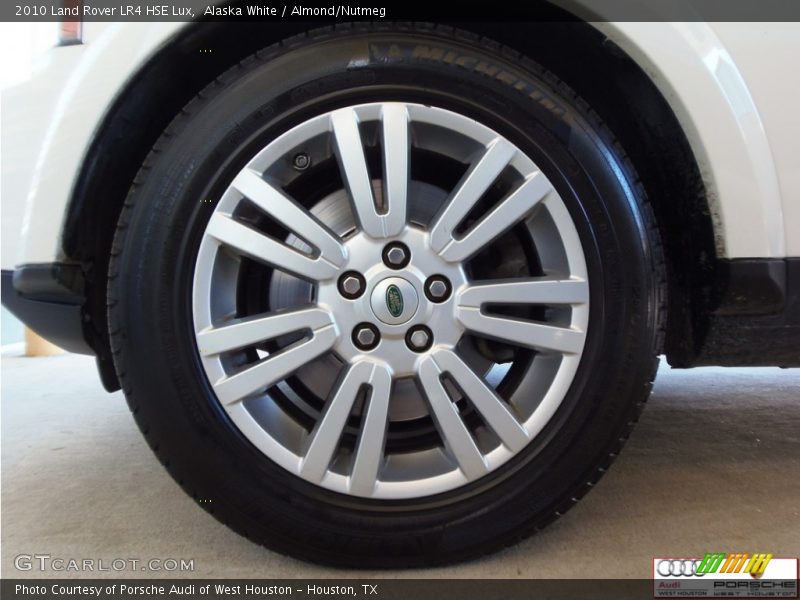 Alaska White / Almond/Nutmeg 2010 Land Rover LR4 HSE Lux