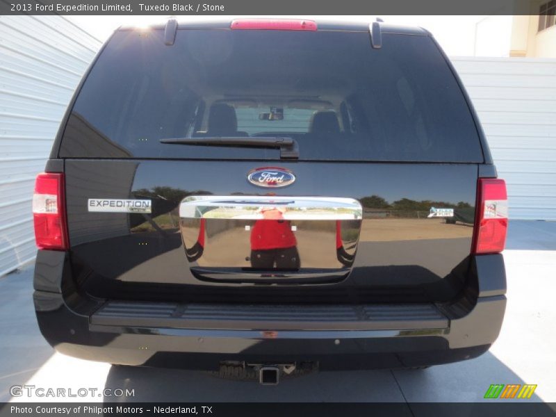 Tuxedo Black / Stone 2013 Ford Expedition Limited