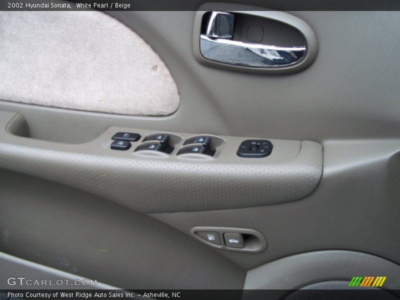 White Pearl / Beige 2002 Hyundai Sonata