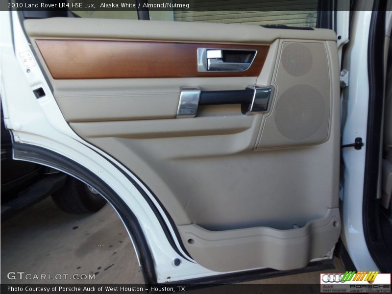 Alaska White / Almond/Nutmeg 2010 Land Rover LR4 HSE Lux