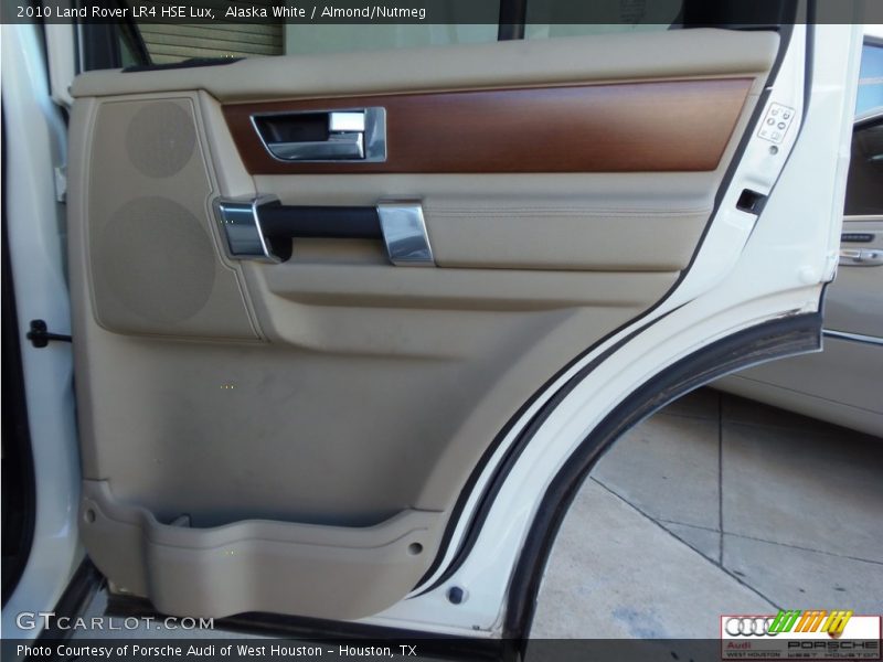 Alaska White / Almond/Nutmeg 2010 Land Rover LR4 HSE Lux