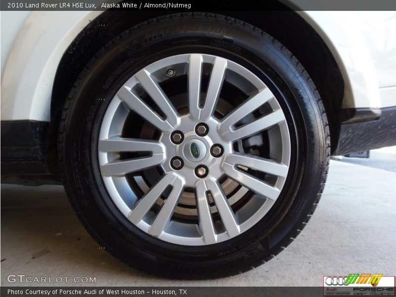 Alaska White / Almond/Nutmeg 2010 Land Rover LR4 HSE Lux