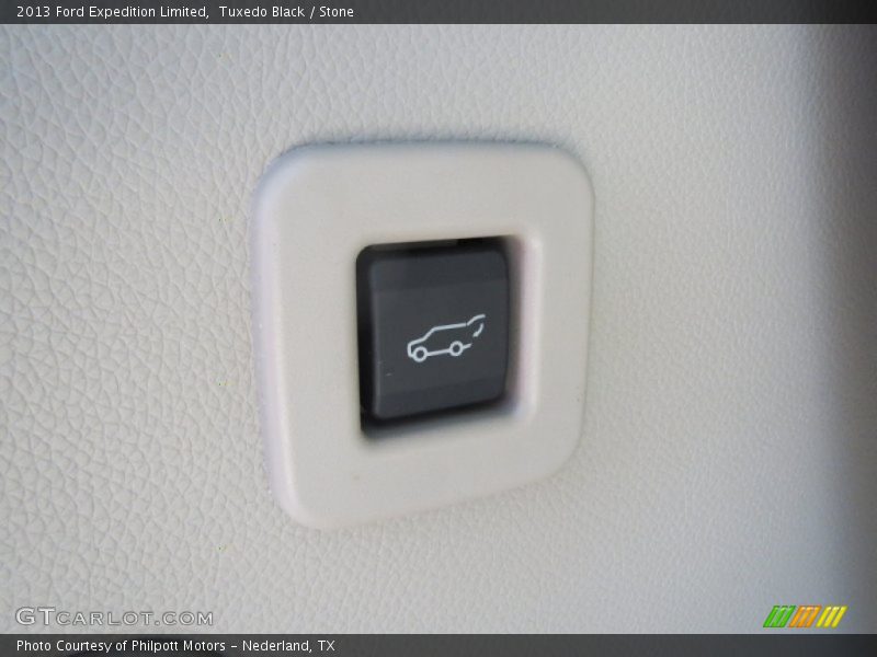 Controls of 2013 Expedition Limited