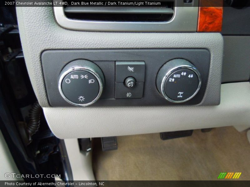 Dark Blue Metallic / Dark Titanium/Light Titanium 2007 Chevrolet Avalanche LT 4WD