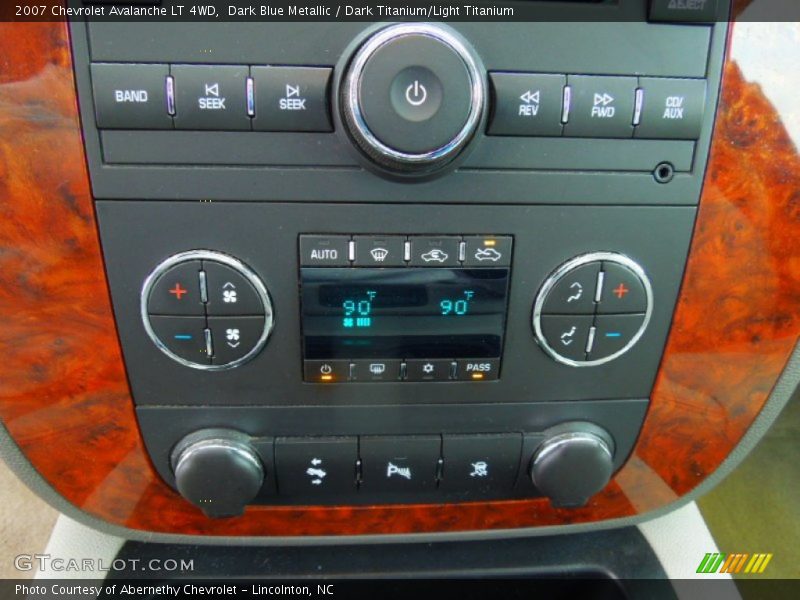 Dark Blue Metallic / Dark Titanium/Light Titanium 2007 Chevrolet Avalanche LT 4WD