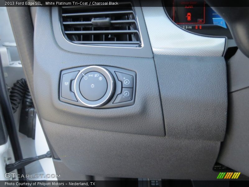 White Platinum Tri-Coat / Charcoal Black 2013 Ford Edge SEL