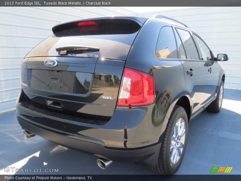 Tuxedo Black Metallic / Charcoal Black 2013 Ford Edge SEL