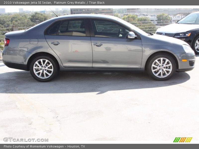 Platinum Grey Metallic / Titan Black 2010 Volkswagen Jetta SE Sedan